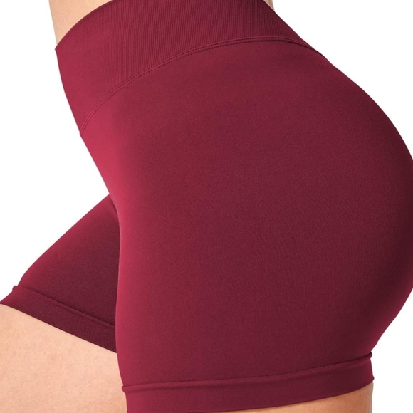 Women's Ruched Butt Lifting Workout Shorts Wine red Size S - Picture 2 of 7